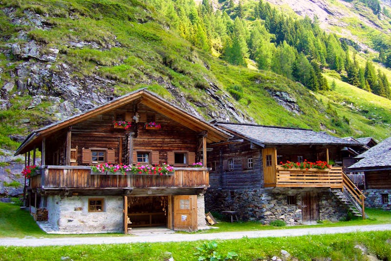 Almhütten von Innergschlöss  - ©Chris Peters - stock.adobe.com