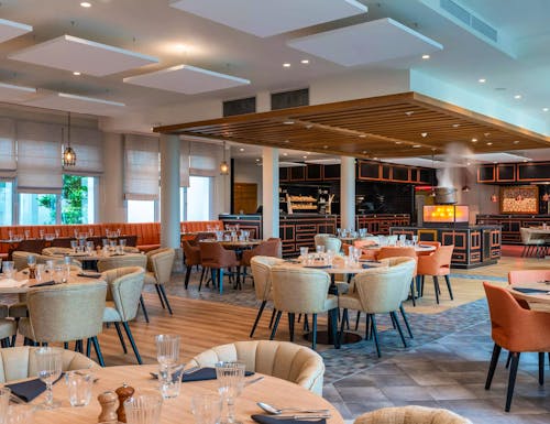 Dream Castle Hotel Restaurant_La Rôtisserie – © Eberhardt TRAVEL - Eberhardt TRAVEL