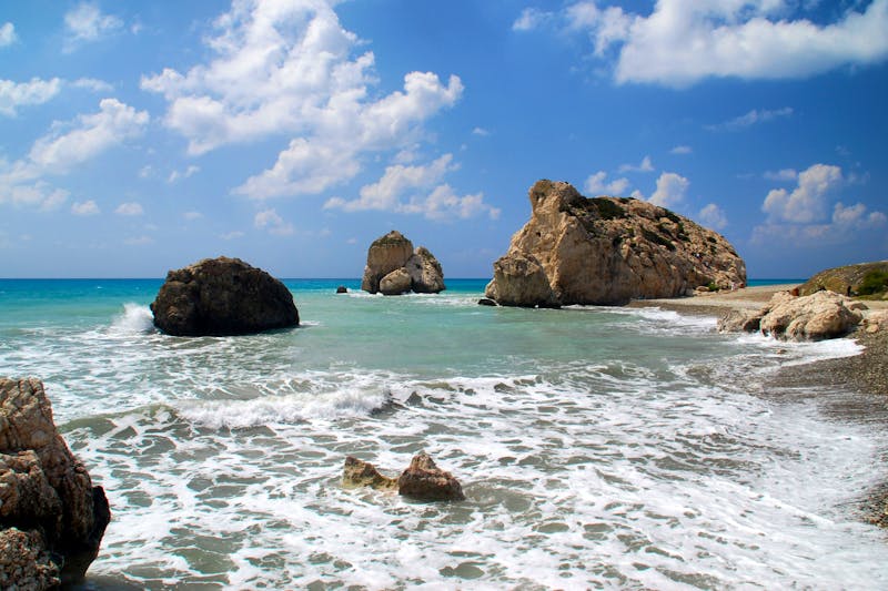 Strand am Felsen der Aphrodite bei Paphos - Zypern - ©Foto von Neil Harvey auf Unsplash