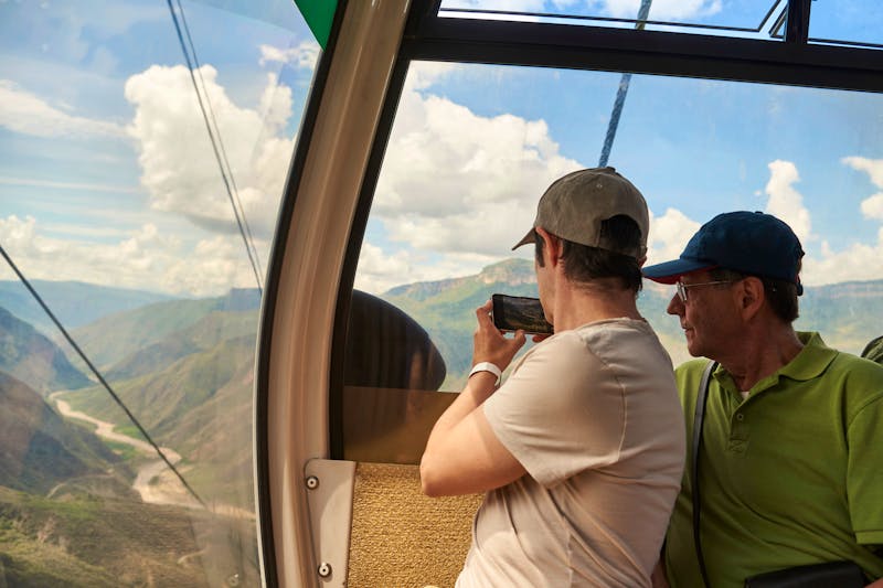 Seilbahnfahrt über den Chicamocha Canyon - ©Carolina Jaramillo - stock.adobe.com