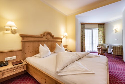 Hotel Berghof Mayrhofen - Strandard-Doppelzimmer  &ndash; &copy; Ing  Thomas Buchberger