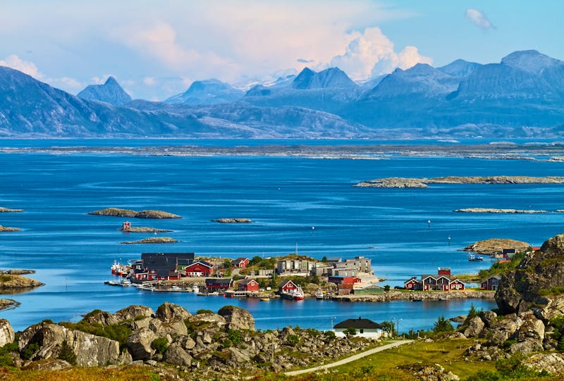 Blick auf die Insel Lovund in der Region Helgeland - ©irakite - stock.adobe.com