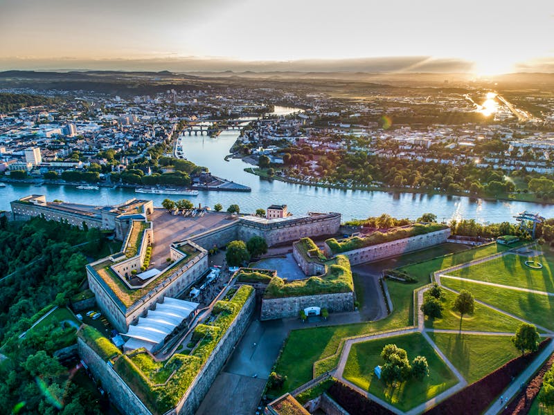 Koblenz und Burg Ehrenbreitstein am Zusammenfluss Rhein und Mosel - ©CL-Medien - stock.adobe.com
