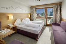 Alpenhof Kristall in Mayrhofen - Standart-Doppelzimmer – © Michael Huber   Huber Fotografie