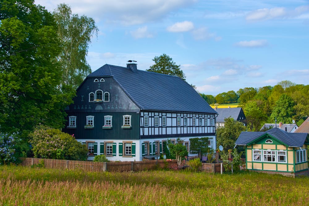 Umgebindehaus in der Oberlausitz &ndash; &copy; Karin Jähne - stock.adobe.com