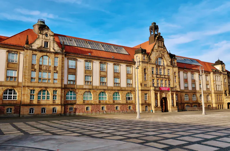 Chemnitz - König-Albert-Museum und heutige Kunstsammlungen - &copy;Franz Gerhard - stock.adobe.com