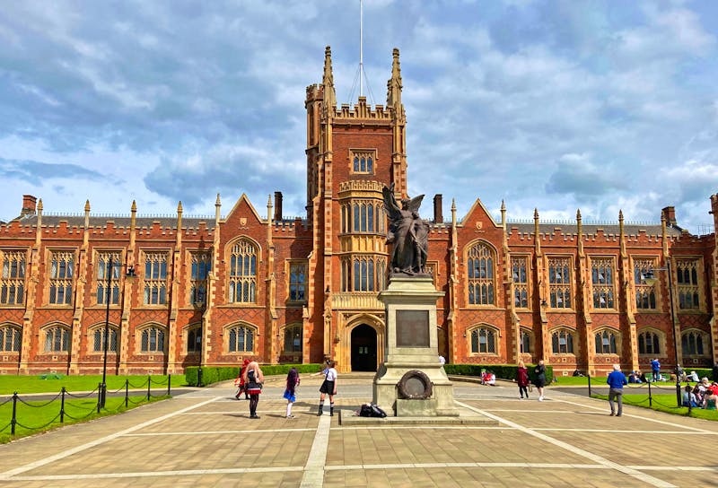Queen’s University in Belfast - ©Andreas Wolfsteller - Eberhardt TRAVEL