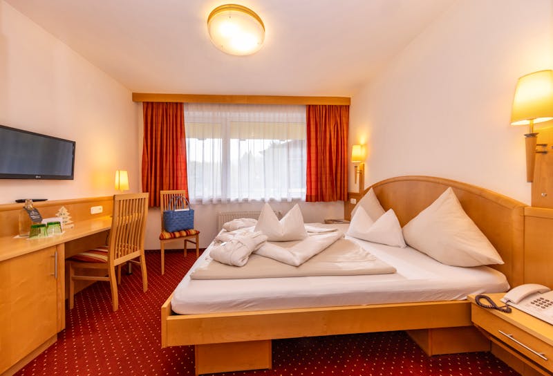 Hotel Der Schütthof in Zell am See - Standard-Doppelzimmer  – ©nikolaus faistauer photography
