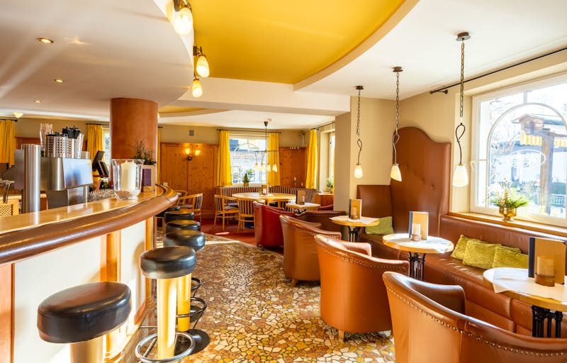 Hotel Der Schütthof in Zell am See - Cafe  – ©All Rights Reserved