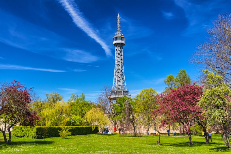 Aussichtsturm auf dem Petrin Hügel in Prag - ©daliu - stock.adobe.com