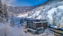 Hotel Der Waldhof in Zell am See - Außen im Winter  – © Hotel Der Waldhof in Zell am See