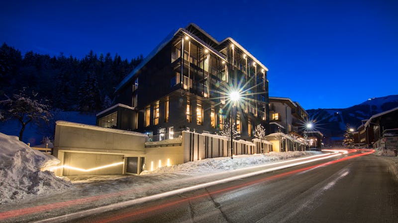 Hotel Der Waldhof in Zell am See -Außen im Winter  – ©@nikolaus faistauer photography