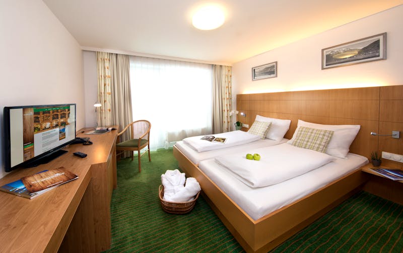 Hotel Der Waldhof in Zell am See - Standard-Doppelzimmer  – ©nikolaus faistauer photography