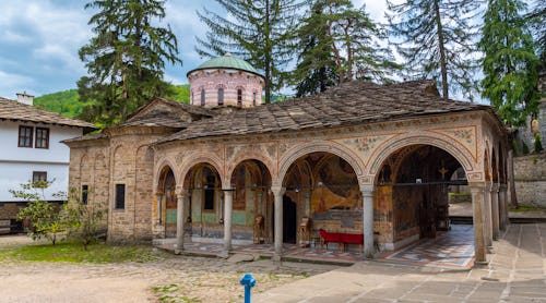 Kloster Trojan, Bulgarien – © dudlajzov - stock.adobe.com