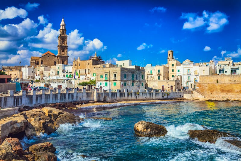 Blick auf die malerische Stadt Monopoli in Monopoli - ©Michal Ludwiczak - stock.adobe.com