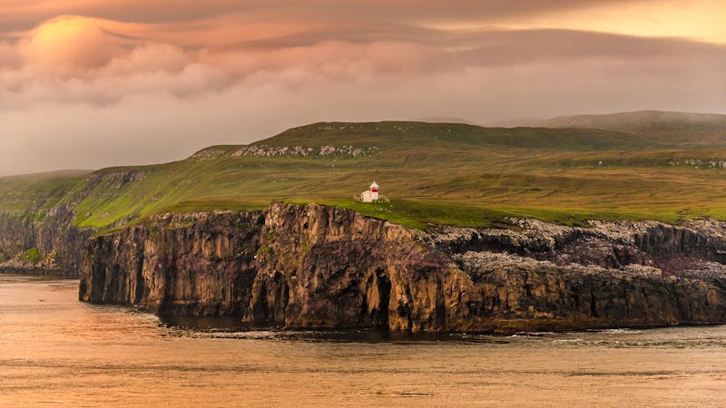 Leuchtturm auf der Nólsoy Insel in Nólsoy  - ©neurobite - stock.adobe.com