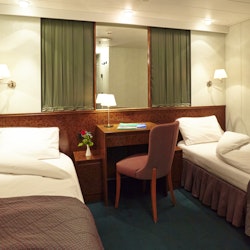 MS Hamburg - Doppel- oder Einzelkabine Beispiel – © PLANTOURS Kreuzfahrten