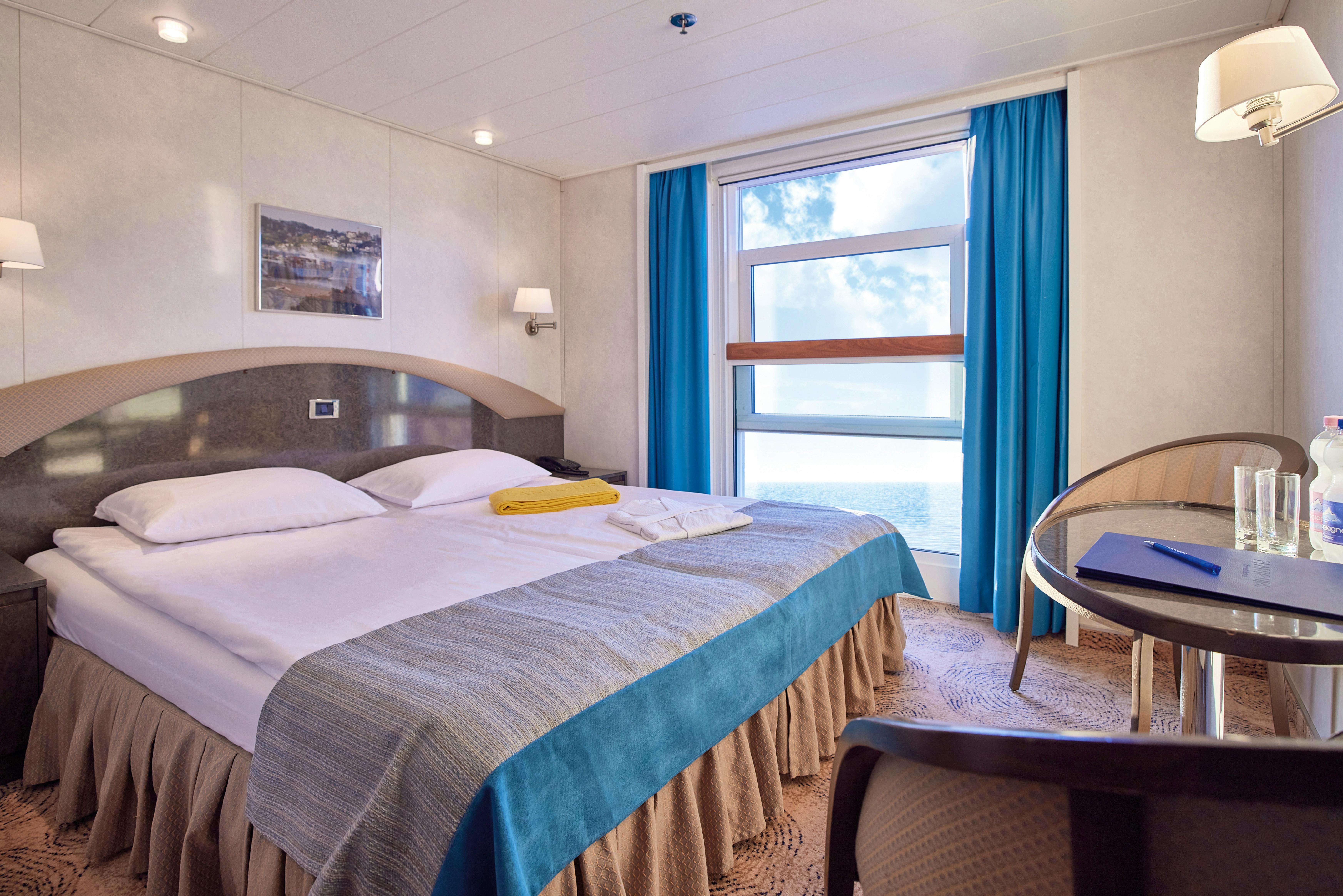 Kabinenbeispiel außen INFINITY&nbsp;&ndash;&nbsp;&copy;&nbsp;PLANTOURS Kreuzfahrten