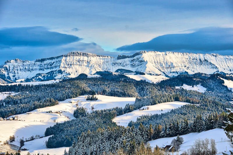 Winterliches Emmental in der Schweiz - ©Marc Leberzammer/Wirestock - stock.adobe.com