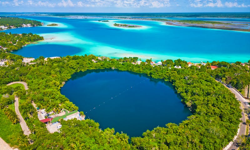 Lagune von Bacalar an der Ostküste von Yucatan - ©Michele - stock.adobe.com