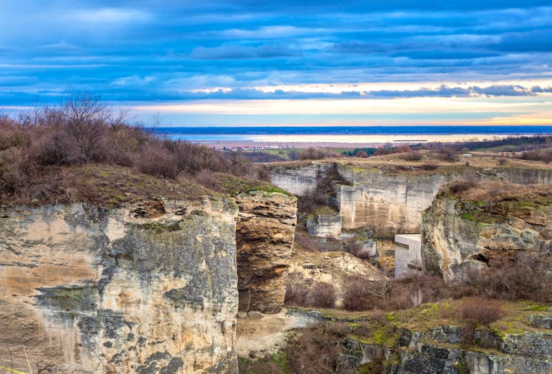 Steinbruch St Margarethen und Neusiedlersee im Burgenland - ©Ewald Fröch - stock.adobe.com