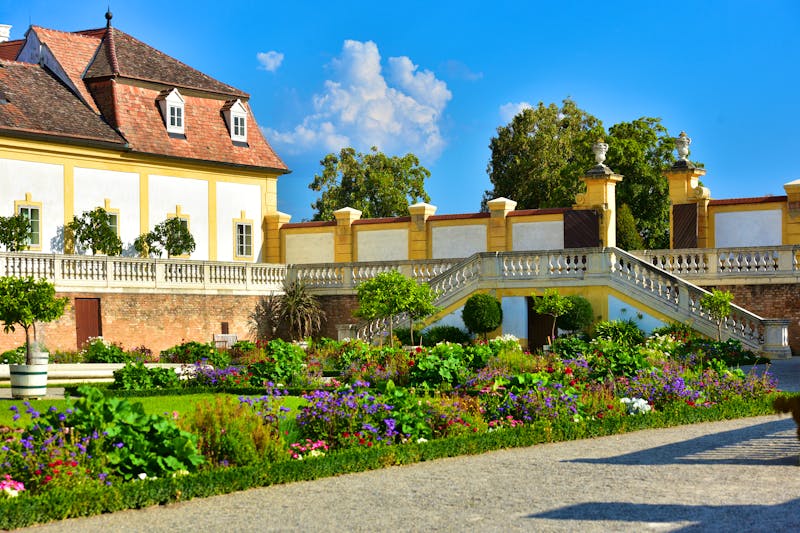Barockgarten am Schloss Hof in Engelhartstetten - Niederösterreich - ©Spitzi-Foto - stock.adobe.com