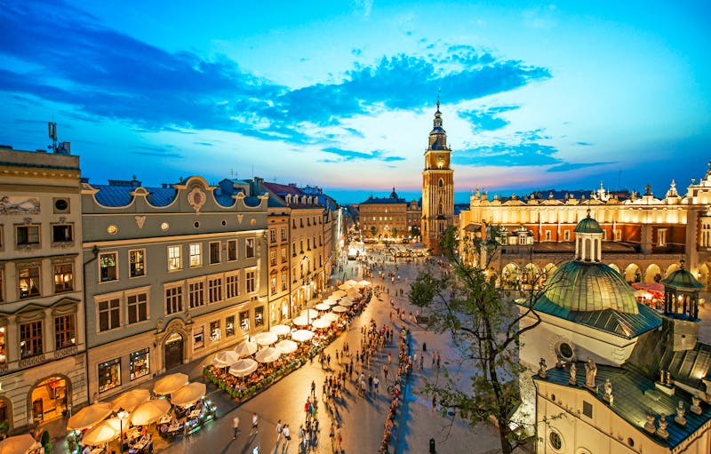 Marktplatz in Krakau am Abend - ©Zarnell - stock.adobe.com