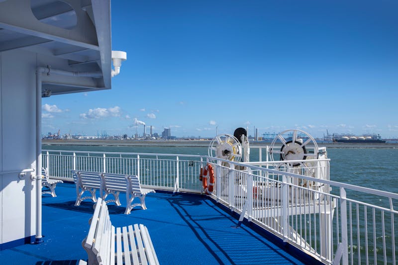 Fähre im Hafen von Rotterdam  - ©A - stock.adobe.com