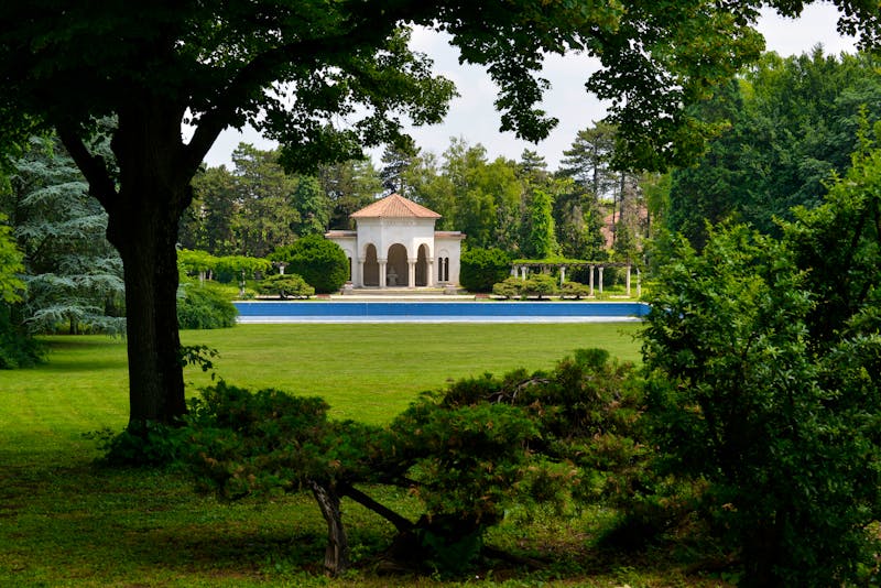 Königliches Schloss im Garten in Belgrad - Serbien  - ©JAG IMAGES - stock.adobe.com
