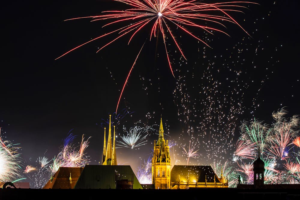 Silvesterfeuerwerk Erfurt &ndash; &copy; Michael - stock.adobe.com