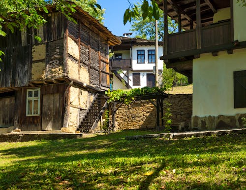Haus aus dem 19.  Jahrhundert im Dorf Oreshak  – © Stoyan Haytov - stock.adobe.com