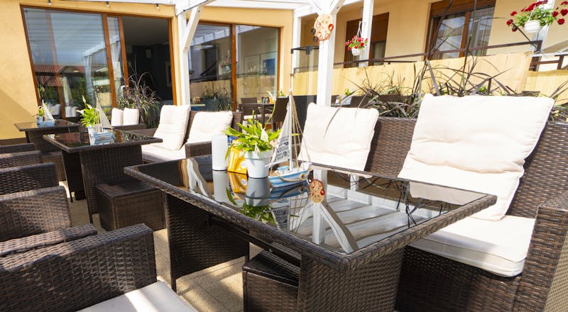 Terrasse im Paula Wellness & Resort – ©Paula Wellness & Resort
