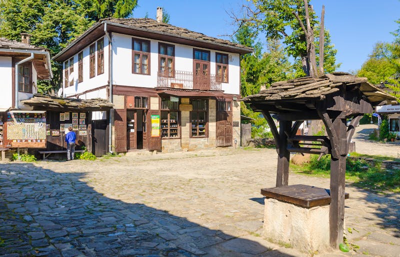 Traditionelles Haus im Dorf Bozhentsi - ©Dejan Gospodarek - stock.adobe.com