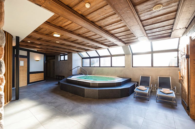 Whirlpool im Hotel Neue Post &ndash; &copy;PRI Tours GmbH