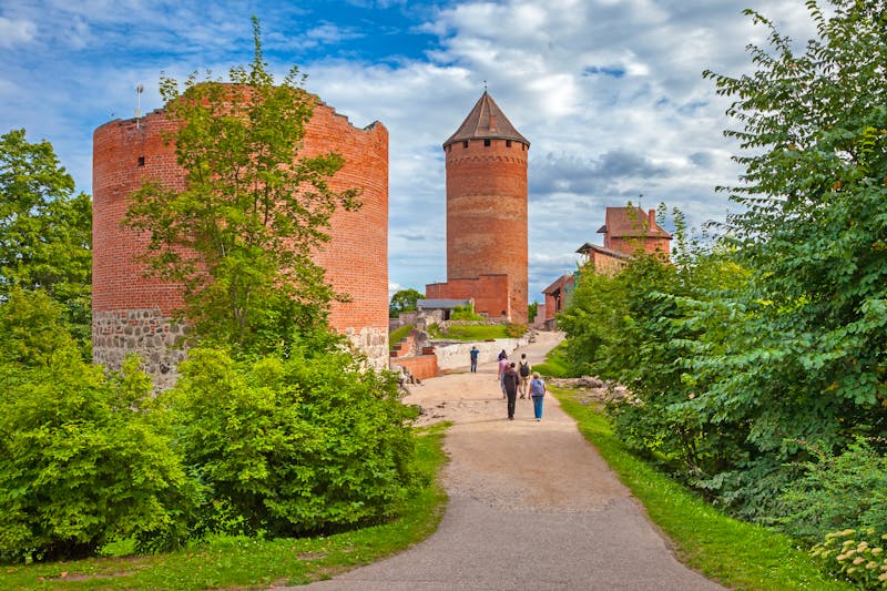 Straße zur Turaida Burg - ©chamillew - stock.adobe.com