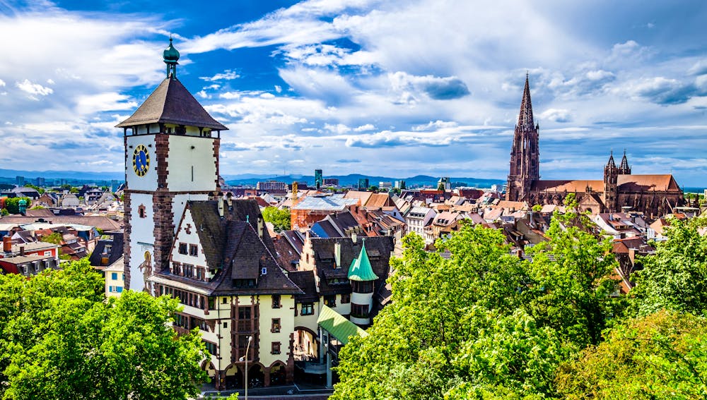 Freiburg im Breisgau - Blick auf die Altstadt &ndash; &copy; fottoo - stock.adobe.com