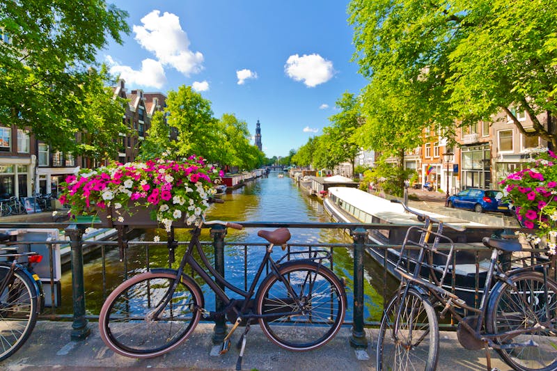 Amsterdam - Grachtenfahrt - ©FSEID - stock.adobe.com