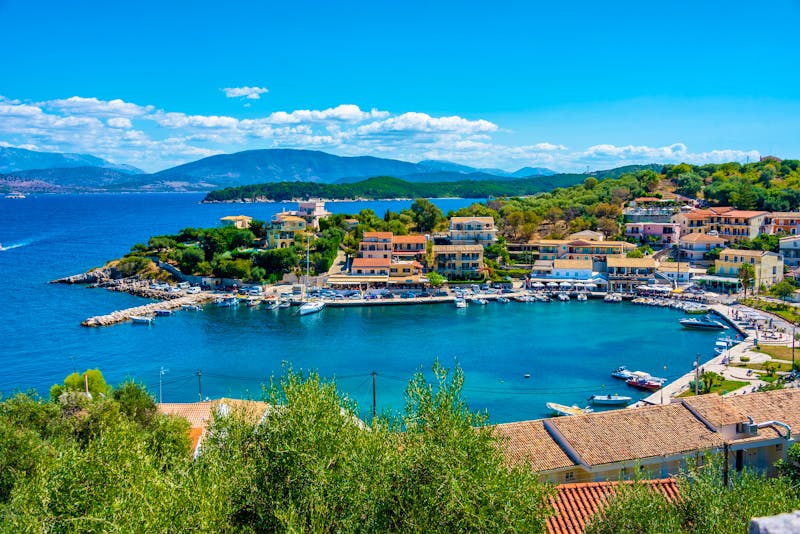 Fischerort Kassiopi im Nordosten der Insel Korfu - ©dudlajzov - stock.adobe.com