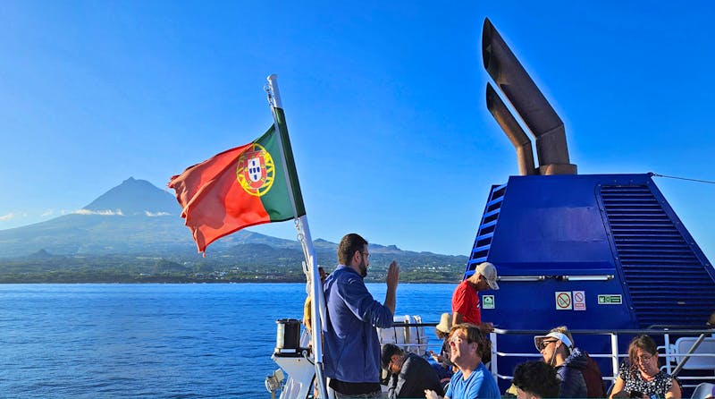 Fährberfahrt zwischen Sao Jorge und Pico - ©Ria Heilmann - Eberhardt TRAVEL
