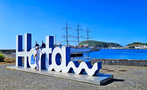 Willkommen in Horta auf der Insel Faial &ndash; &copy; Ria Heilmann - Eberhardt TRAVEL