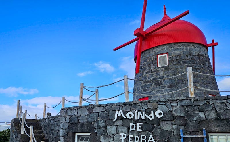 Windmühle in Praia auf der Insel Graciosa - ©Ria Heilmann - Eberhardt TRAVEL