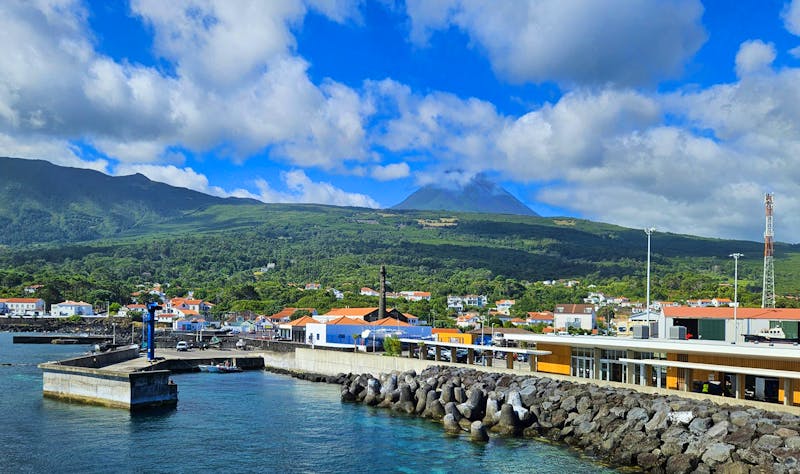 Hafen von Sao Roque auf der Insel Pico - ©Ria Heilmann - Eberhardt TRAVEL