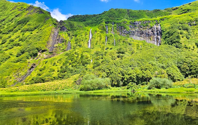 Wasserfälle Riberia do Ferreiro auf der Insel Flores - ©Ria Heilmann - Eberhardt TRAVEL
