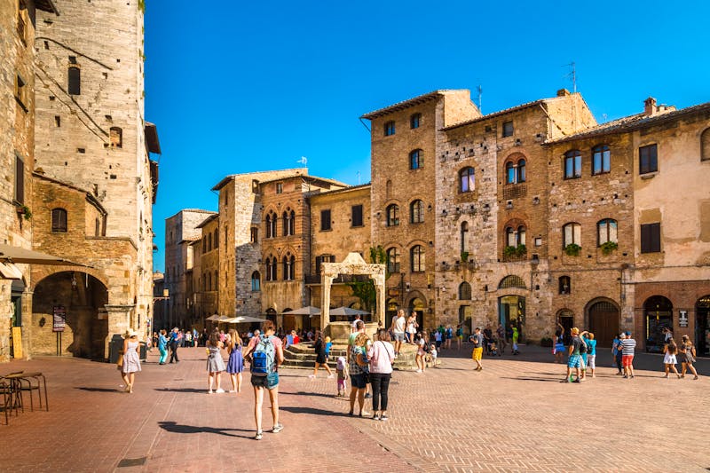 Piazza della Cisterna - der Hauptplatz von San Gimignano in der Toskana - ©H-AB Photography - stock.adobe.com