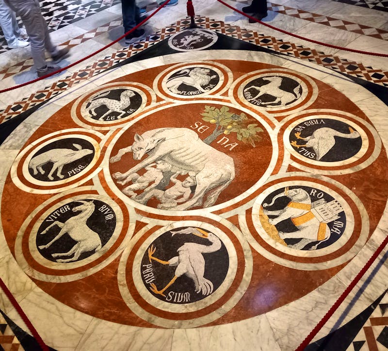 Kunstvoller Fußboden im Dom von Siena - ©Andreas Höhn - Eberhardt TRAVEL