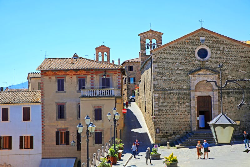 Mittelalterliches Montalcino in der Toskana - ©Stefano - stock.adobe.com