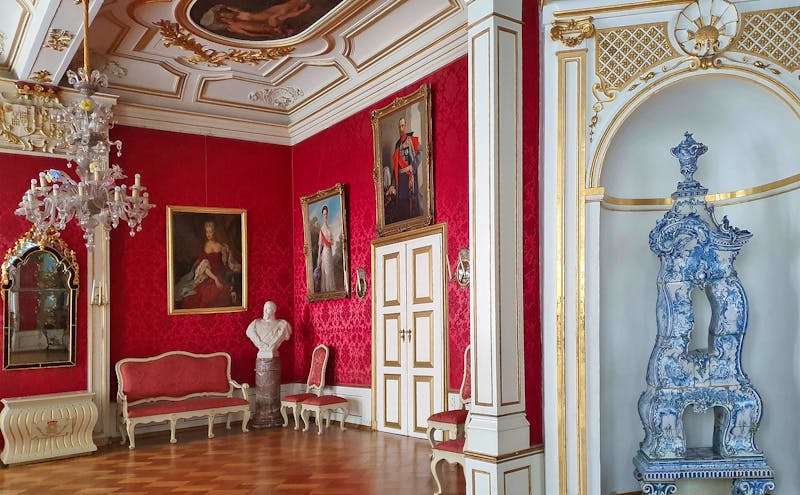 Der Rote Salon im Residenzschloss Detmold - ©Marlies Thrum - Eberhardt TRAVEL