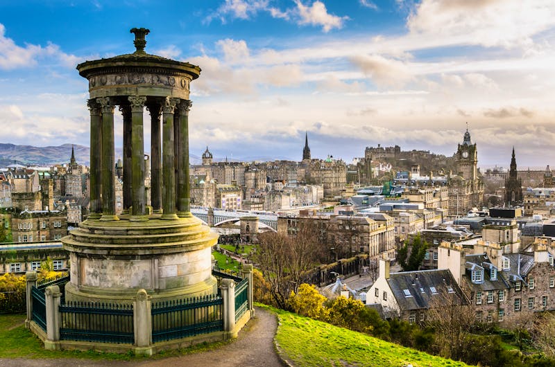Edinburgh - Blick auf das Stadtzentrum vom Calton Hill an einem Wintertag  - ©alpegor - stock.adobe.com