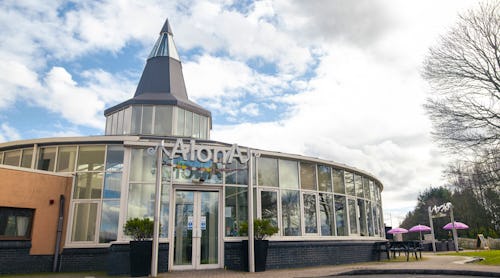 Alona Hotel Hotelgebäude – © 2021 reflexblue Ltd.