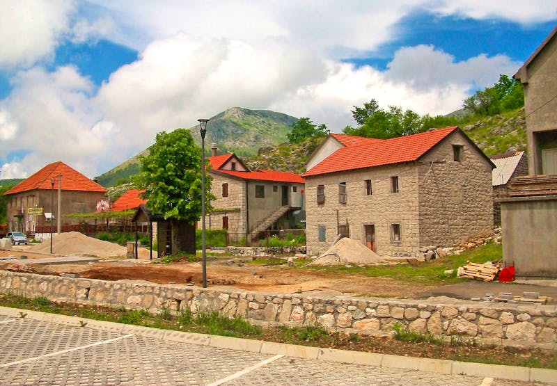Bergdorf Njegusi in Montenegro - ©Steffen Mucke - Eberhardt TRAVEL